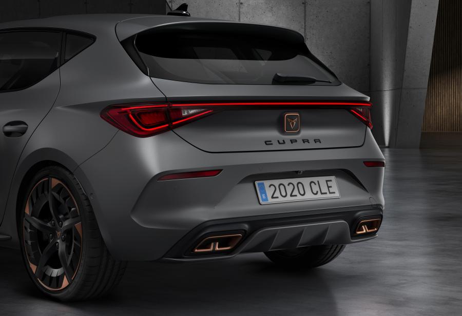 Детали экстерьера Cupra Leon eHybrid 2020 года  (WW) (фото 3 из 10)